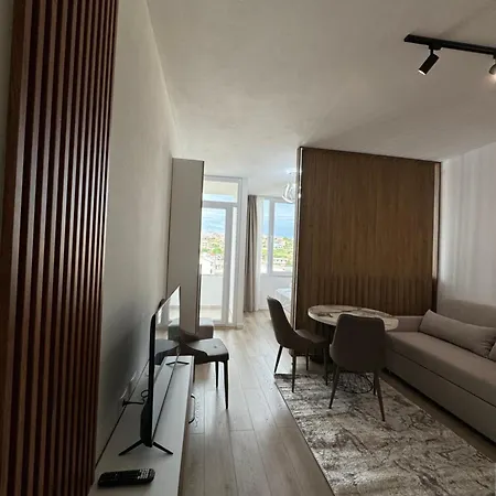 Sunlit Apartments Durres Exterior photo